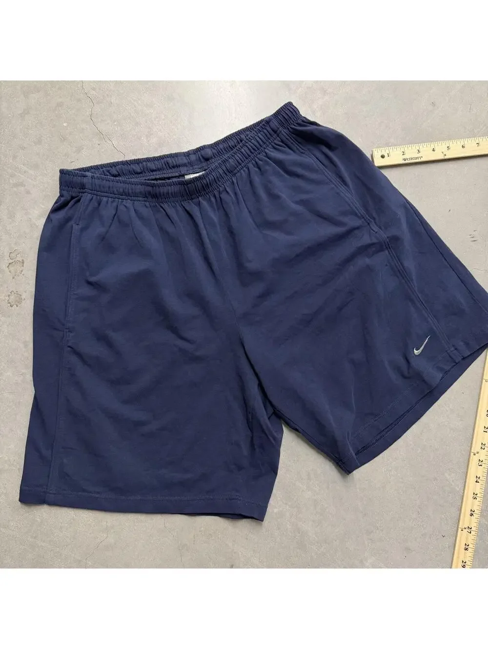 Y2K Men's Nike Grey Tag Navy Athletic Sweatshorts Sized XXL